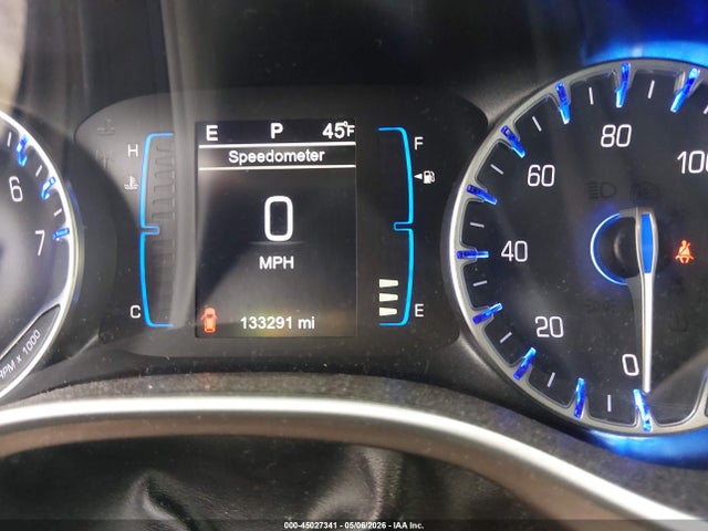 2017 Chrysler Pacifica Touring მანქანა იყიდება აუქციონზე, vin: 2C4RC1DG2HR654284, აუქციონის ნომერი: 45027341