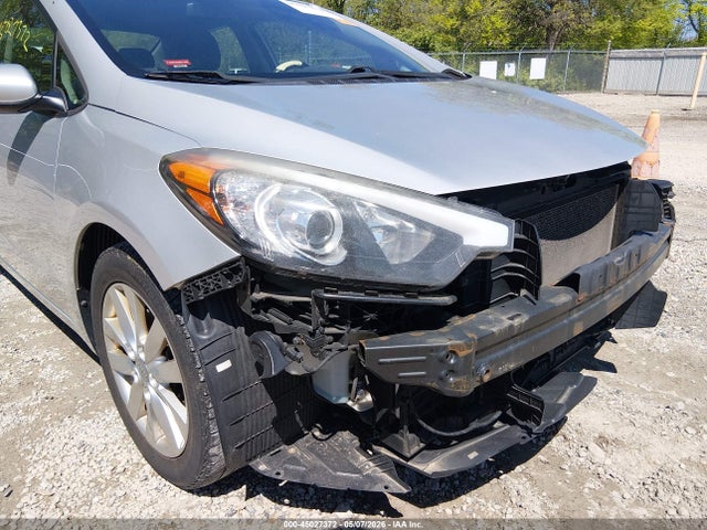 Продажа на аукционе авто 2015 Kia Forte Lx, vin: KNAFX4A63F5359464, номер лота: 45027372