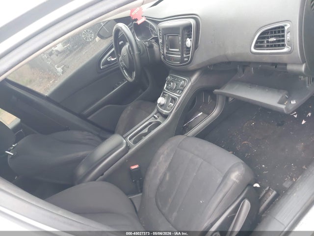 Продажа на аукционе авто 2015 Chrysler 200 Limited, vin: 1C3CCCAB8FN631178, номер лота: 45027373