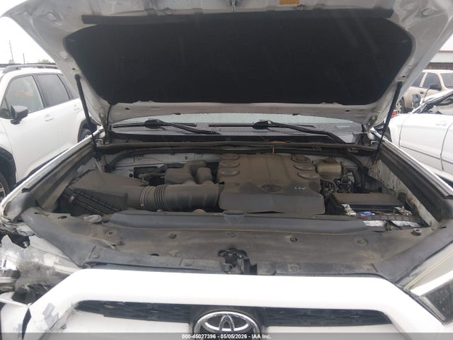 45027396 :رقم المزاد ، JTEBU5JR9F5212281 vin ، 2015 Toyota 4runner Sr5 مزاد بيع