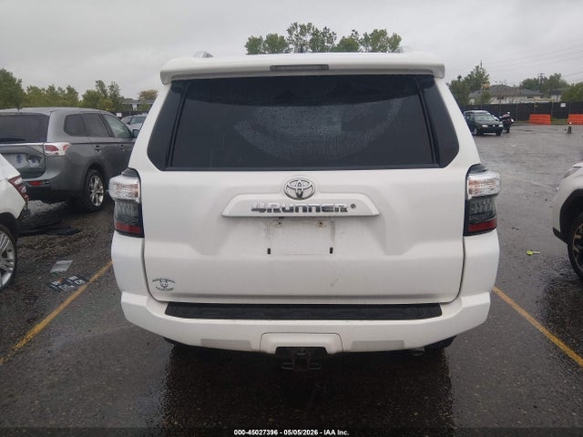 45027396 :رقم المزاد ، JTEBU5JR9F5212281 vin ، 2015 Toyota 4runner Sr5 مزاد بيع