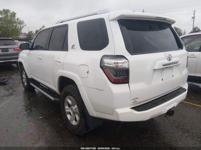 45027396 :رقم المزاد ، JTEBU5JR9F5212281 vin ، 2015 Toyota 4runner Sr5 مزاد بيع