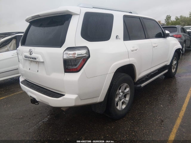 45027396 :رقم المزاد ، JTEBU5JR9F5212281 vin ، 2015 Toyota 4runner Sr5 مزاد بيع