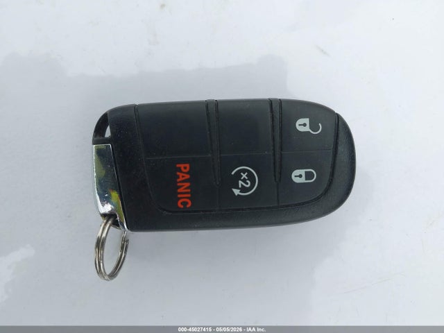 3C4NJCBB5JT268016 Jeep Compass Latitude Fwd