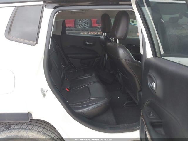 3C4NJCBB5JT268016 Jeep Compass Latitude Fwd