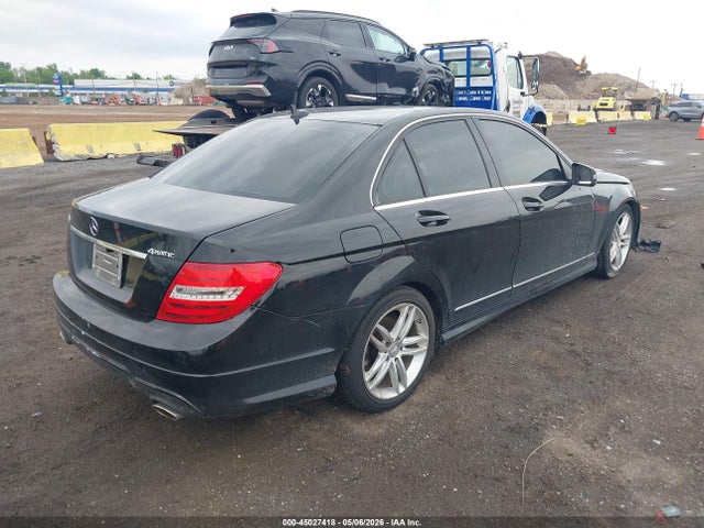 45027418 :رقم المزاد ، WDDGF8BB9CR212542 vin ، 2012 Mercedes-benz C 300 Sport 4matic مزاد بيع