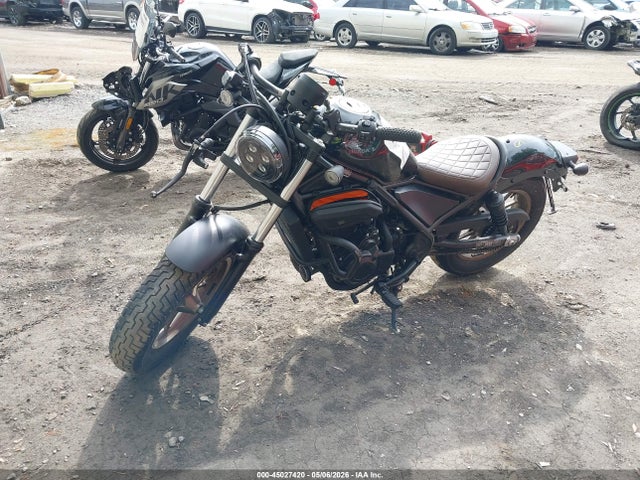 Honda CMX500 2024 MLHPC5605R5700104 Image 2