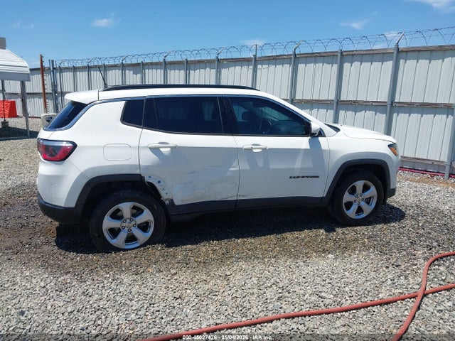 2018 Jeep Compass Latitude 4x4 მანქანა იყიდება აუქციონზე, vin: 3C4NJDBB6JT231837, აუქციონის ნომერი: 45027426