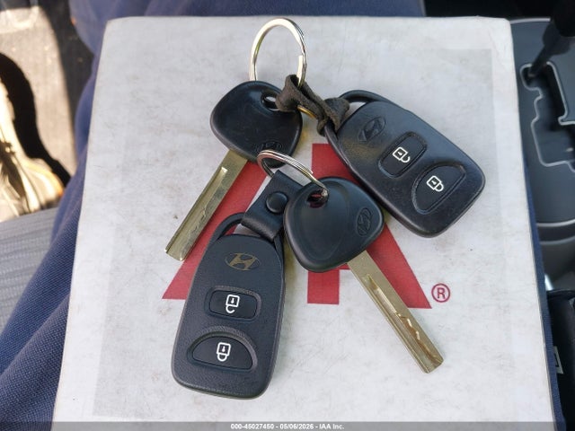 45027450 :رقم المزاد ، KMHCT4AE0HU344353 vin ، 2017 Hyundai Accent Value Edition مزاد بيع