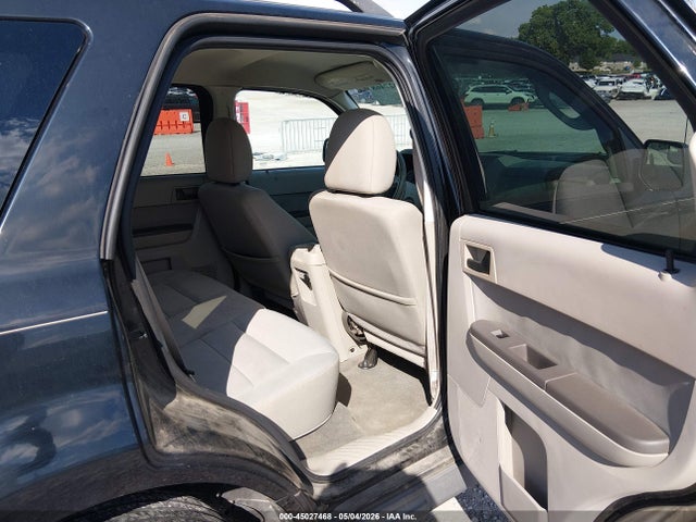 2010 Ford Escape Xlt მანქანა იყიდება აუქციონზე, vin: 1FMCU9DG6AKC58750, აუქციონის ნომერი: 45027468