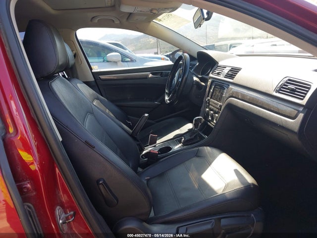 45027470 :رقم المزاد ، 1VWBT7A3XHC031720 vin ، 2017 Volkswagen Passat 1.8t Se مزاد بيع