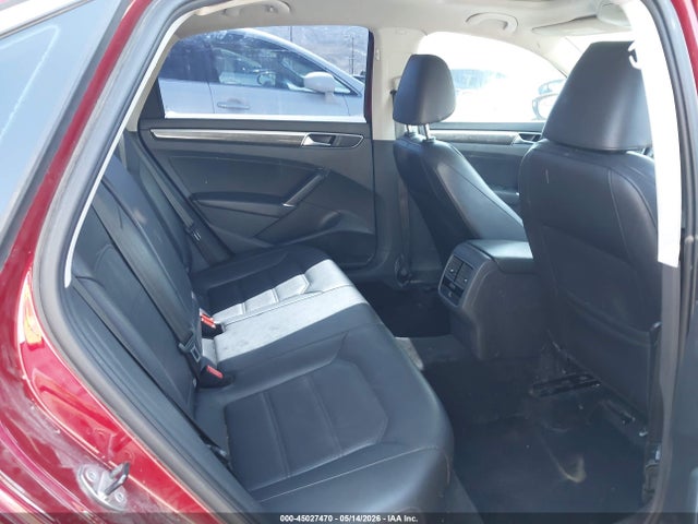 45027470 :رقم المزاد ، 1VWBT7A3XHC031720 vin ، 2017 Volkswagen Passat 1.8t Se مزاد بيع