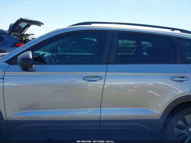 3VVCX7B20PM352326 Volkswagen Taos 1.5t S