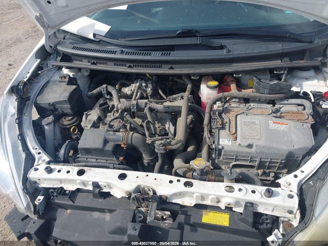 45027550 :رقم المزاد ، JTDKDTB30D1550854 vin ، 2013 Toyota Prius C Three مزاد بيع