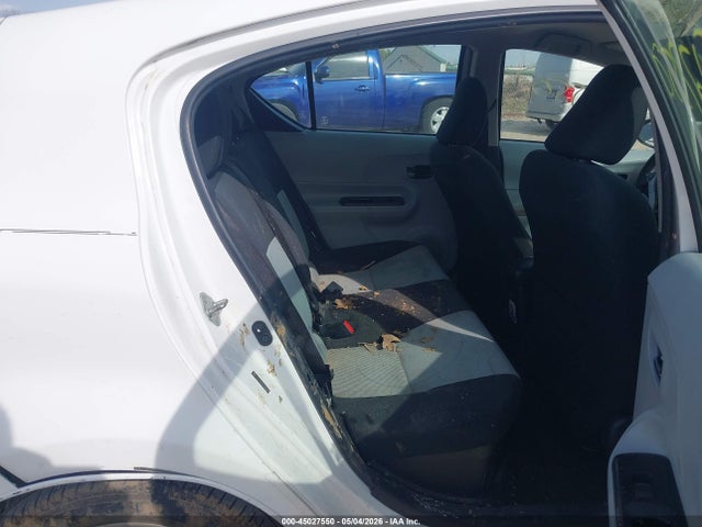 45027550 :رقم المزاد ، JTDKDTB30D1550854 vin ، 2013 Toyota Prius C Three مزاد بيع