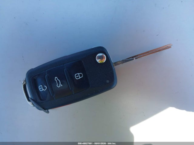 45027551 :رقم المزاد ، 3VW2K7AJ3CM326005 vin ، 2012 Volkswagen Jetta 2.0l S مزاد بيع