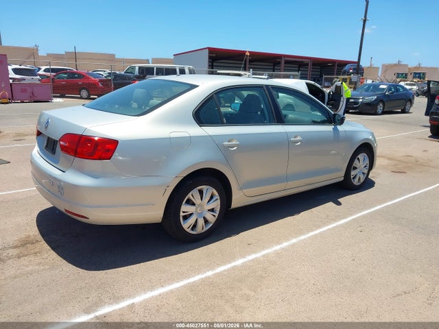 45027551 :رقم المزاد ، 3VW2K7AJ3CM326005 vin ، 2012 Volkswagen Jetta 2.0l S مزاد بيع