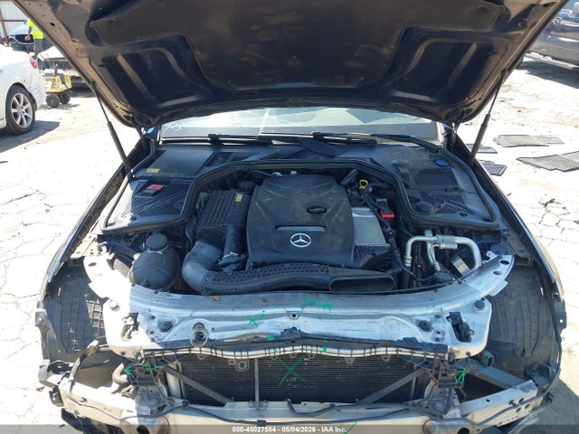 Auction sale of the 2015 Mercedes-benz C 300 Luxury 4matic, vin: 55SWF4KB2FU033931, lot number: 45027554