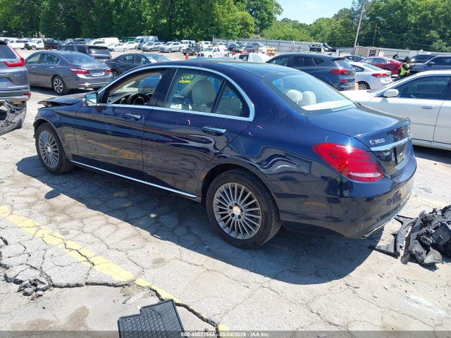 Auction sale of the 2015 Mercedes-benz C 300 Luxury 4matic, vin: 55SWF4KB2FU033931, lot number: 45027554
