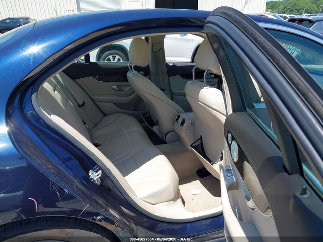 Auction sale of the 2015 Mercedes-benz C 300 Luxury 4matic, vin: 55SWF4KB2FU033931, lot number: 45027554