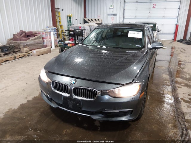 2015 Bmw 328i Xdrive მანქანა იყიდება აუქციონზე, vin: WBA3B5G53FNS11711, აუქციონის ნომერი: 45027563