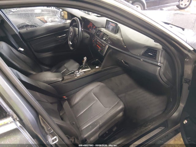 2015 Bmw 328i Xdrive მანქანა იყიდება აუქციონზე, vin: WBA3B5G53FNS11711, აუქციონის ნომერი: 45027563