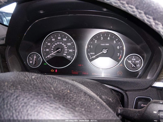 2015 Bmw 328i Xdrive მანქანა იყიდება აუქციონზე, vin: WBA3B5G53FNS11711, აუქციონის ნომერი: 45027563