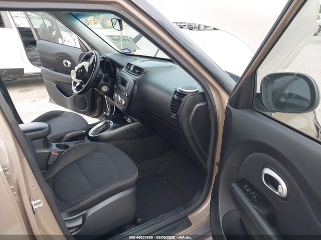 Продаж на аукціоні авто 2015 Kia Soul, vin: KNDJN2A22F7169289, номер лоту: 45027608