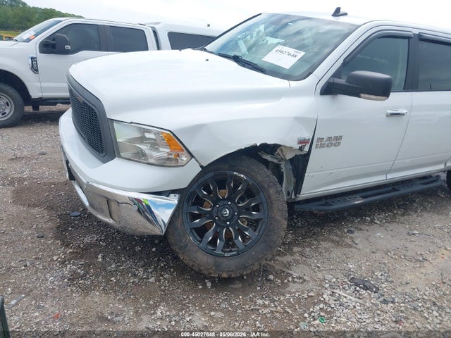 3C6RR7LT2JG135643 RAM 1500 Big Horn 4x4 5&#039;7 Box