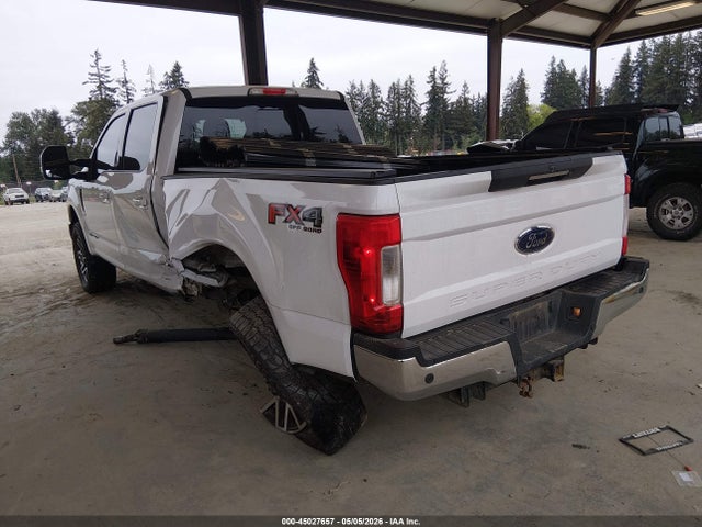 Ford F-350 Lariat 2018 1FT8W3BT1JEC84785 Image 3