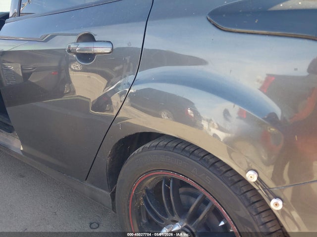 1FADP3K20FL326942 Ford FOCUS SE