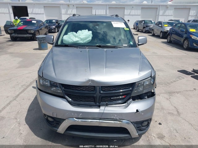 45027711 :رقم المزاد ، 3C4PDCGB3JT534237 vin ، 2018 Dodge Journey Crossroad مزاد بيع