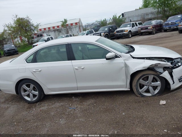 1VWAT7A38FC080892 Volkswagen Passat 1.8t Limited Edition