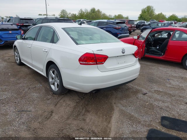 1VWAT7A38FC080892 Volkswagen Passat 1.8t Limited Edition