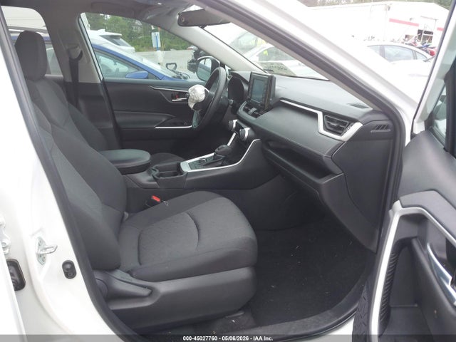 45027760 :رقم المزاد ، 4T3RWRFV2MU047514 vin ، 2021 Toyota Rav4 Hybrid Xle مزاد بيع