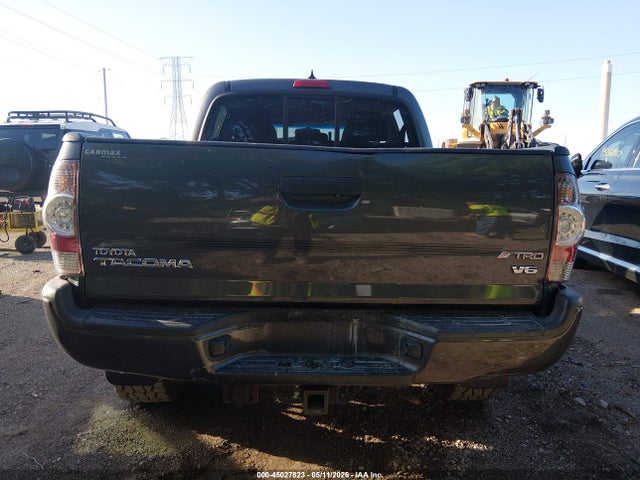 2015 Toyota Tacoma Base V6 მანქანა იყიდება აუქციონზე, vin: 3TMLU4EN5FM175668, აუქციონის ნომერი: 45027823