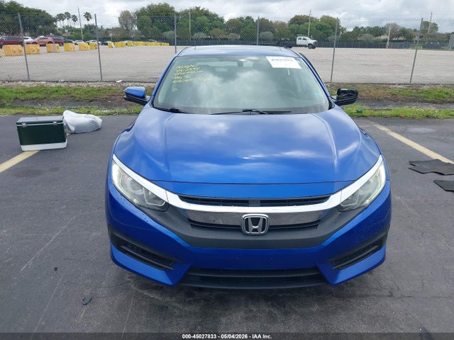 45027833 :رقم المزاد ، 2HGFC2F71JH606715 vin ، 2018 Honda Civic Ex مزاد بيع