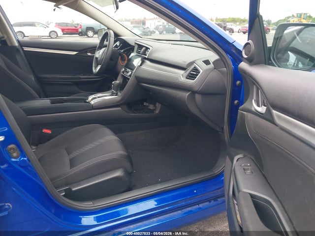 45027833 :رقم المزاد ، 2HGFC2F71JH606715 vin ، 2018 Honda Civic Ex مزاد بيع