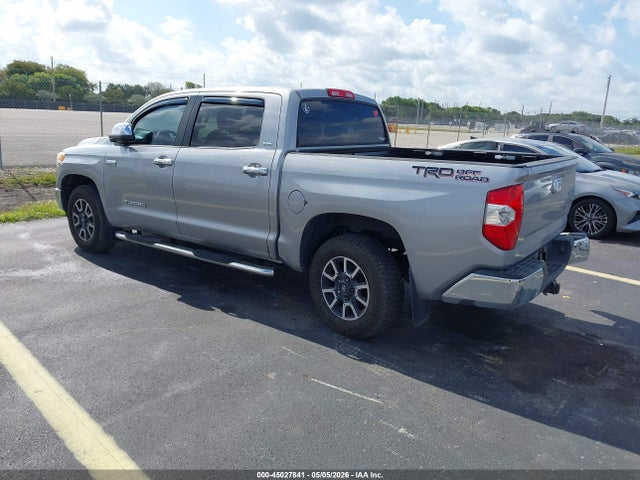 Продаж на аукціоні авто 2017 Toyota Tundra Sr5 5.7l V8, vin: 5TFEW5F12HX215691, номер лоту: 45027841