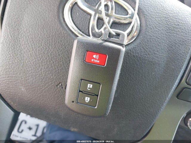 2017 Toyota Tacoma Trd Off Road მანქანა იყიდება აუქციონზე, vin: 5TFCZ5AN5HX068596, აუქციონის ნომერი: 45027870