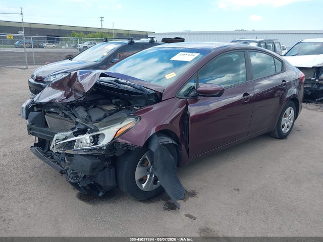 Aukcja sprzedaży 2018 Kia Forte Lx, vin: 3KPFK4A70JE220805, numer aukcji: 45027894