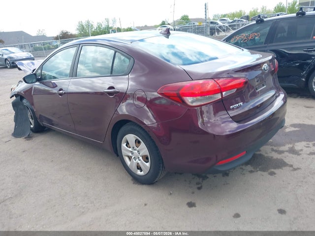 Aukcja sprzedaży 2018 Kia Forte Lx, vin: 3KPFK4A70JE220805, numer aukcji: 45027894