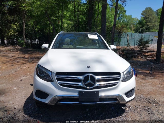 45027901 :رقم المزاد ، WDC0G4KB5JV111272 vin ، 2018 Mercedes-benz Glc 300 4matic مزاد بيع