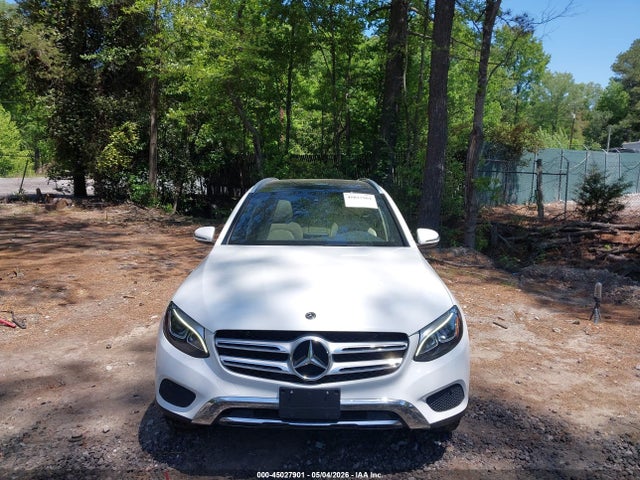 45027901 :رقم المزاد ، WDC0G4KB5JV111272 vin ، 2018 Mercedes-benz Glc 300 4matic مزاد بيع
