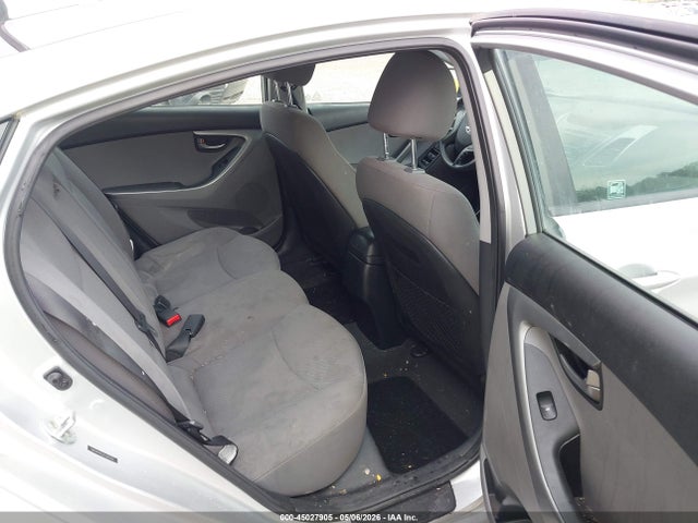 45027905 :رقم المزاد ، 5NPDH4AE2FH562263 vin ، 2015 Hyundai Elantra Se مزاد بيع