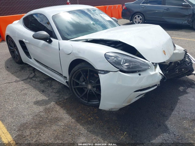 Porsche 718 Cayman T 2022 WP0AA2A80NS255292 Image 1