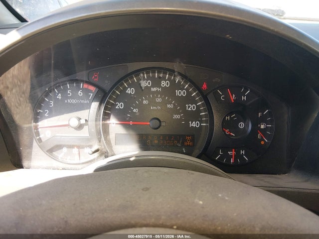 45027915 :رقم المزاد ، 1N6AA07B04N516678 vin ، 2004 Nissan Titan Se مزاد بيع