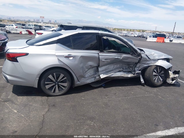 1N4BL4DV7LN318501 Nissan Altima Sv Fwd