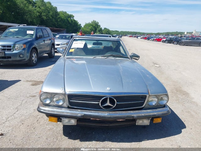 1982 Mercedes-benz 380 380sl მანქანა იყიდება აუქციონზე, vin: WDB10704212012625, აუქციონის ნომერი: 45027976