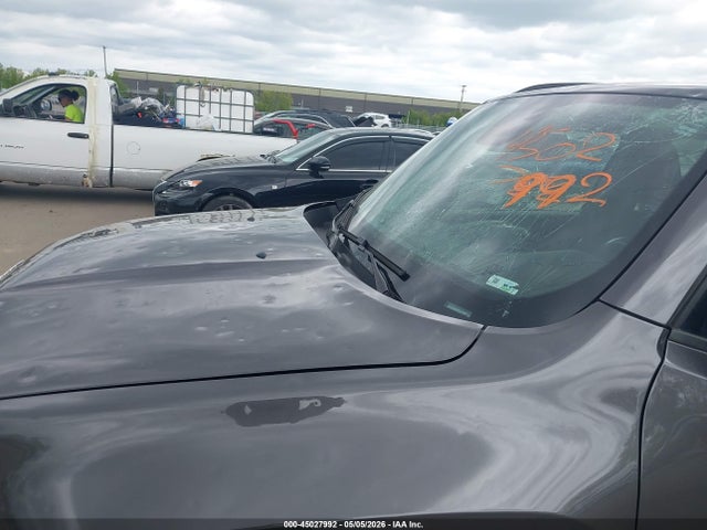 Auction sale of the 2020 Jeep Renegade Latitude 4x4, vin: ZACNJBBB0LPM00438, lot number: 45027992